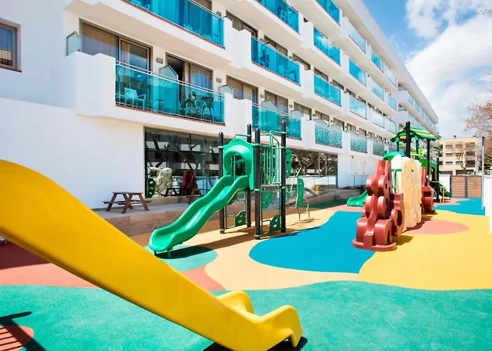 Maritim فندق كامبريلس