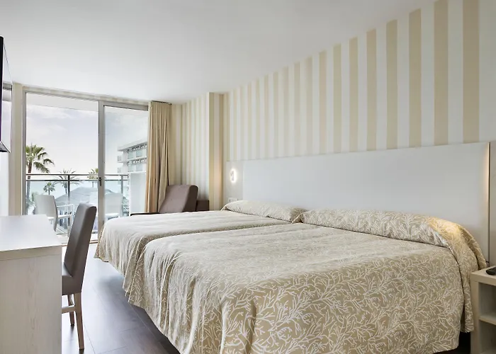 Maritim 4*