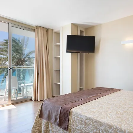 Maritim 4*