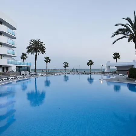 Maritim 4*