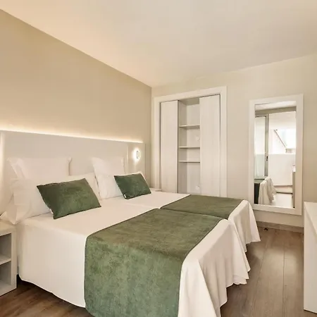 Maritim 4*
