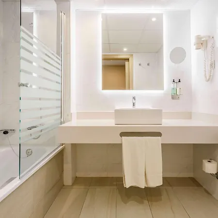 Hotel Maritim 4*