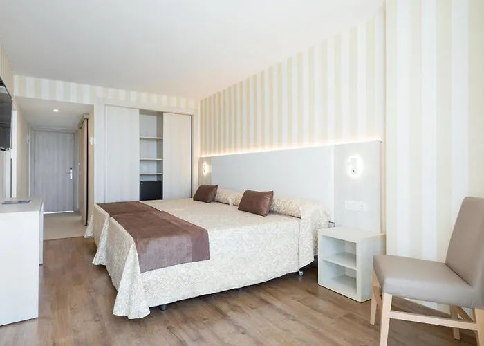 Maritim Szálloda 4*