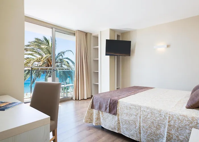 Maritim Szálloda 4*