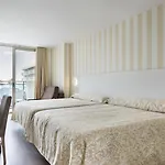 Maritim 4*